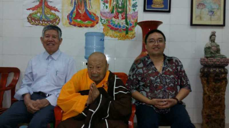 指导老师欧阳雄飞等一行专家、学者、来如福斋拜谒如福老和尚