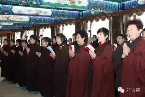在三宝面前，居士是什么身份？