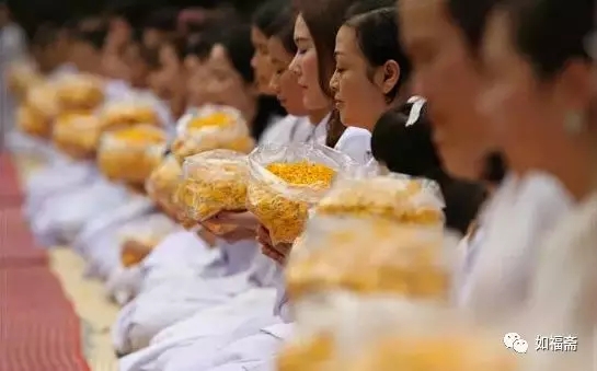 女众可以双盘吗？